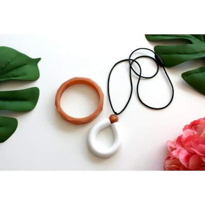 Bubba Chew Loop Pendant Necklace & Rose Gold Bangle