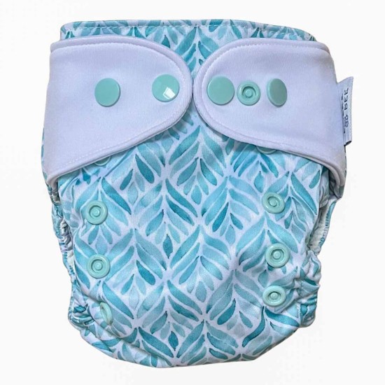 River & Bee Newborn Nappy